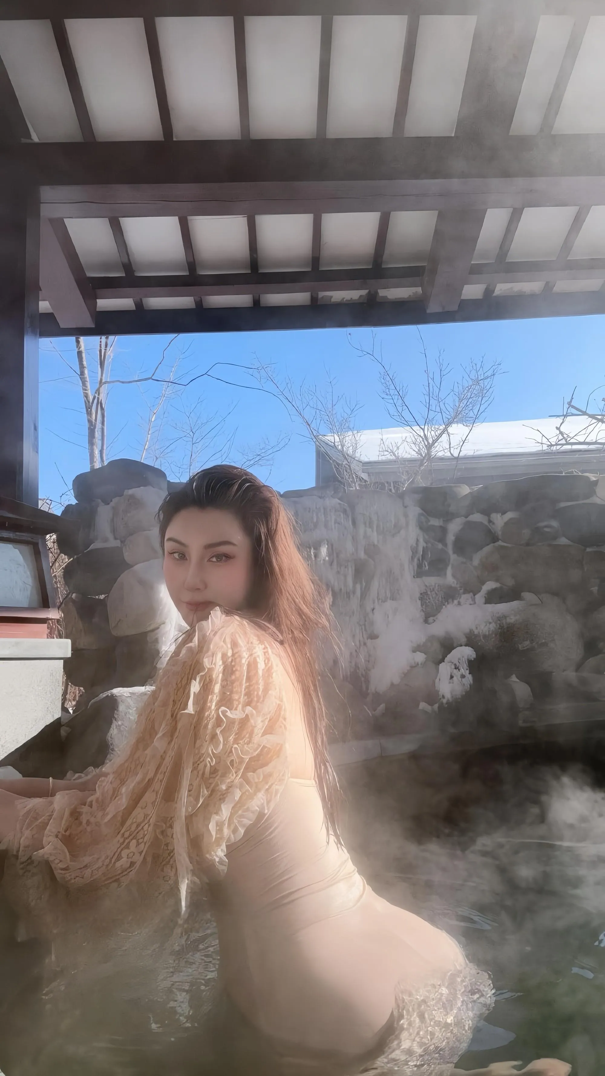 MIYA – NO.029 温泉比基屁 [30P]插图5